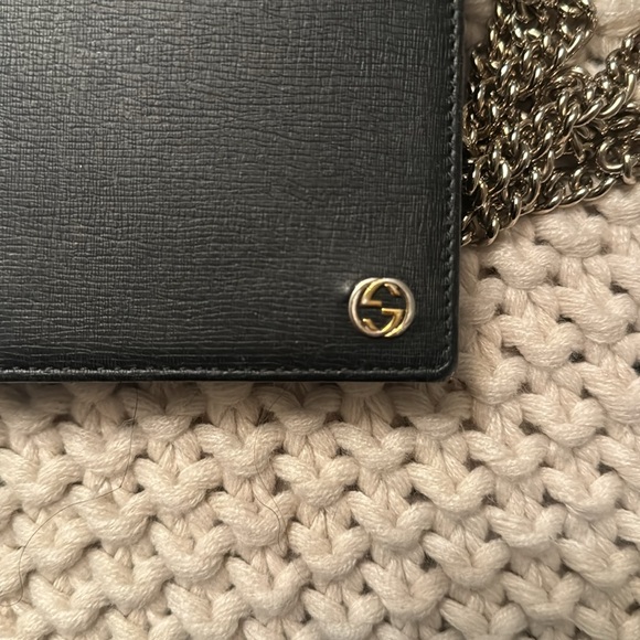 Gucci Black Leather Chain Wallet - Picture 4 of 4